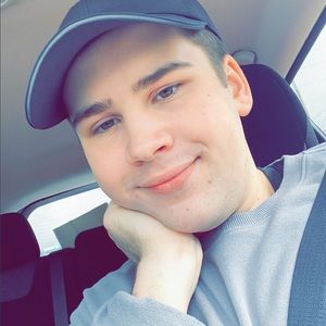 Meet your Posher, Brady